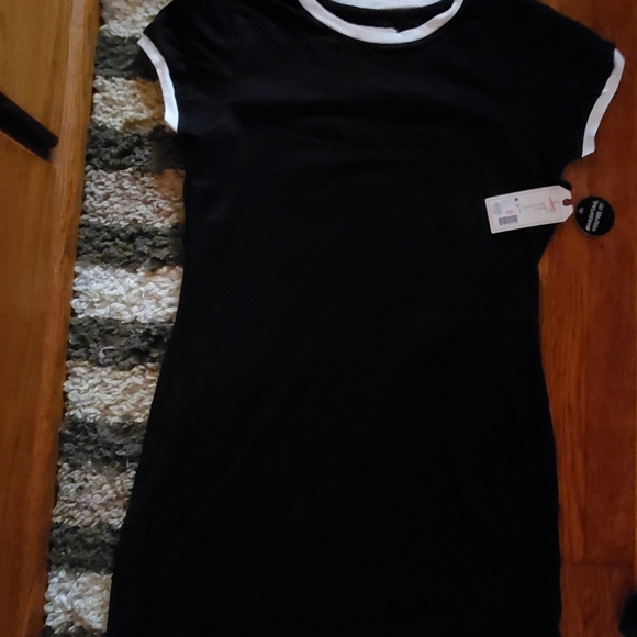 Large Shirt Bundle - Picture 4 of 6